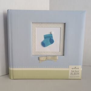 Hallmark Baby Boy Book Bound Picture Album Holds 200 4x6 Photos Blue Green